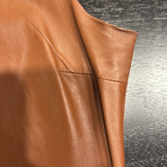 Cocoa colored leather sleeve top size medium - Picture 6 of 7